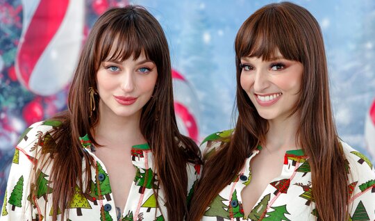 Две мачехи развлекаются групповым сексом с падчерицами